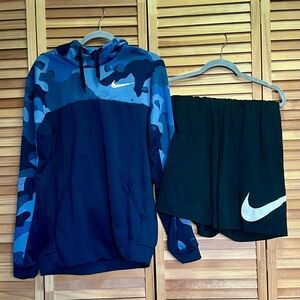 Nike Men’s Camo Hoodie and Shorts